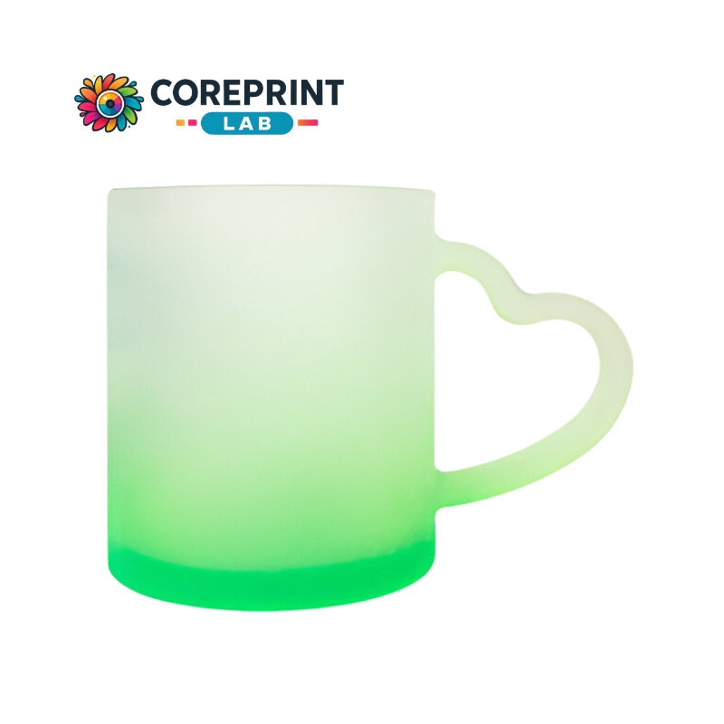 Taza de Vidrio Satinado con Mango en Forma de Corazón y Fondo Verde 11oz para Sublimación